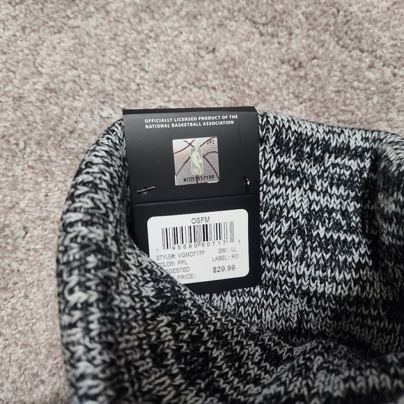 NBA Los Angeles Lakers U Ultra Game Pom Cuffed Beanie Cap Knit Winter Hat NWT - Picture 3 of 3